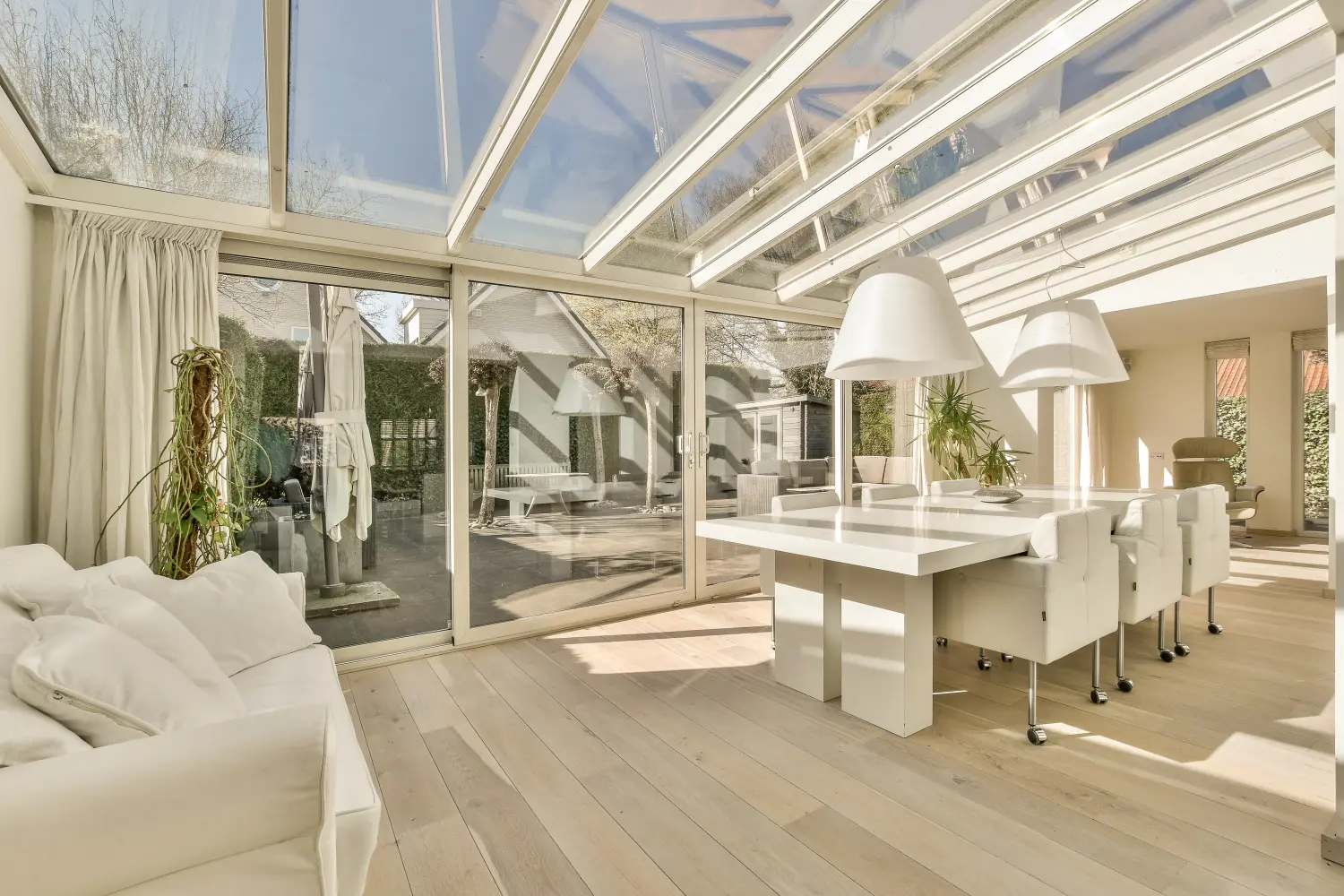 Why a Glass Canopy Is the Perfect Blend of Style and Function for Modern Homes